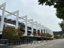 Lade das Bild in den Galerie-Viewer, Sonnenschutzfolie für THE HALL in Stettbach ZH
